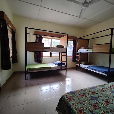 Tumi Hostel Kumasi Extérieur photo