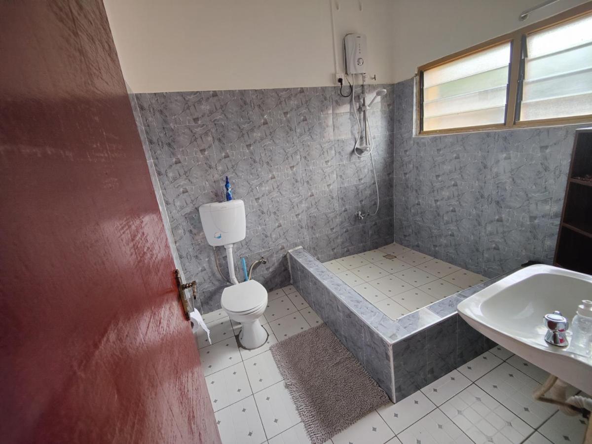Tumi Hostel Kumasi Extérieur photo