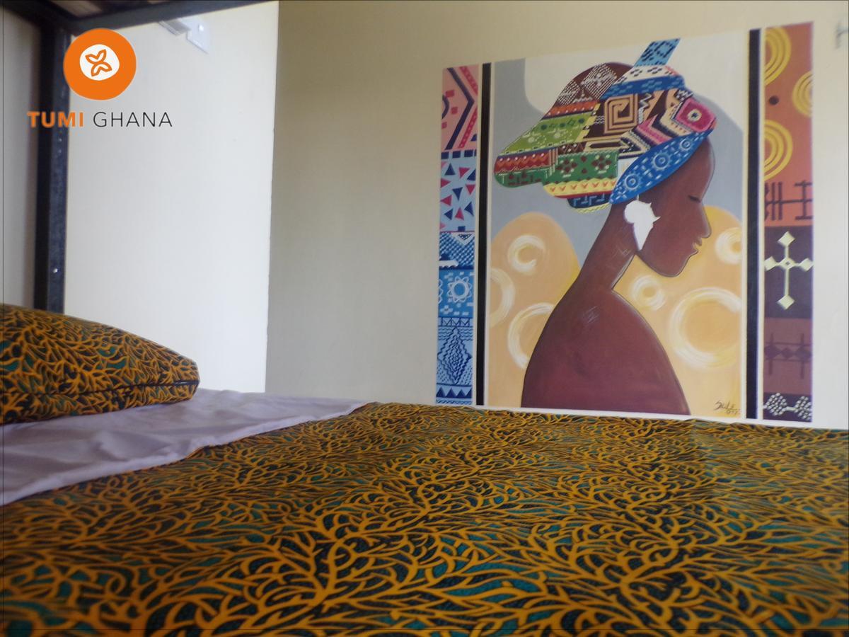 Tumi Hostel Kumasi Extérieur photo