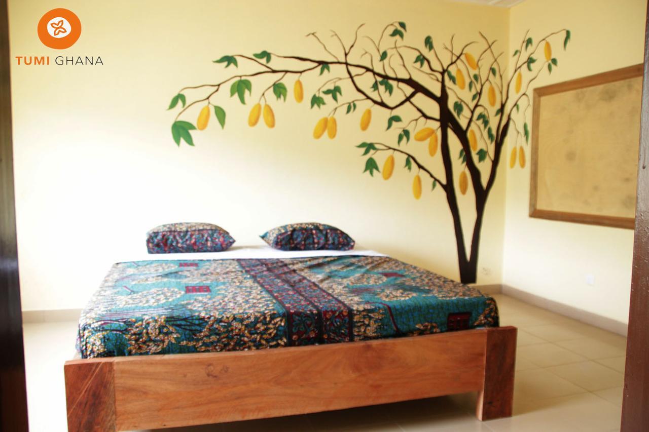 Tumi Hostel Kumasi Extérieur photo